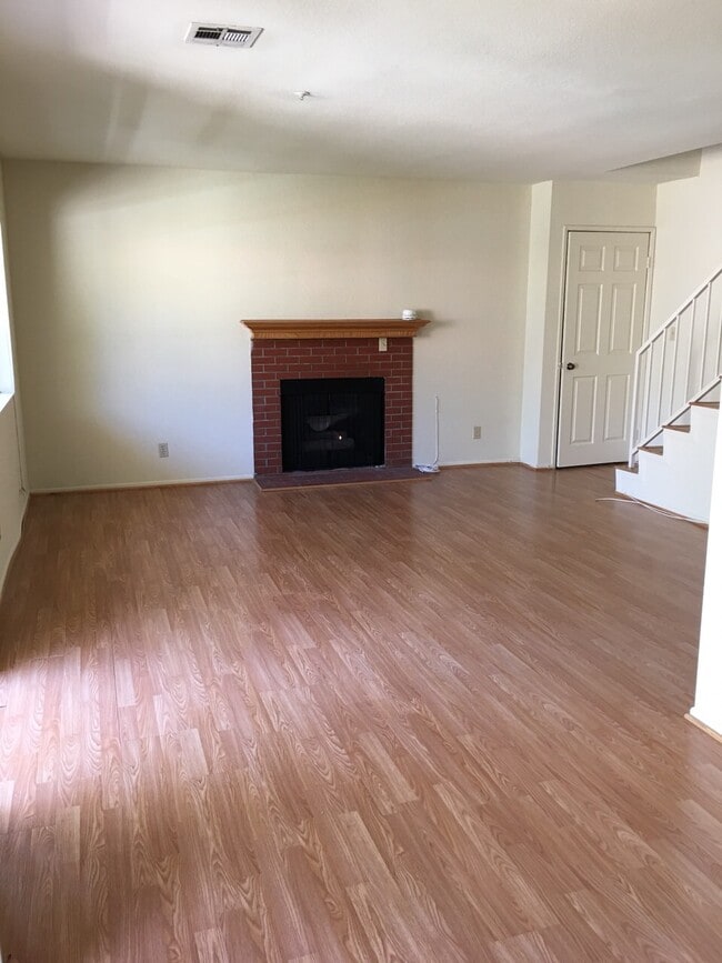 472 S El Molino Ave in Pasadena, CA - Building Photo - Building Photo