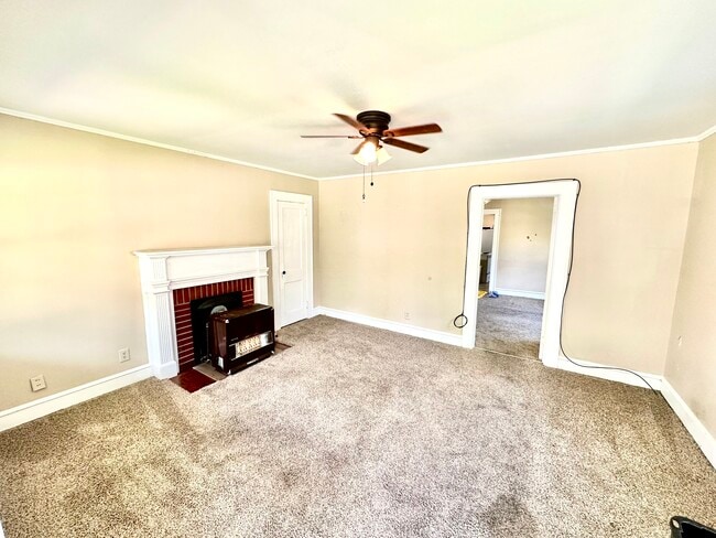 109 Brooks St in Burlington, NC - Building Photo - Building Photo