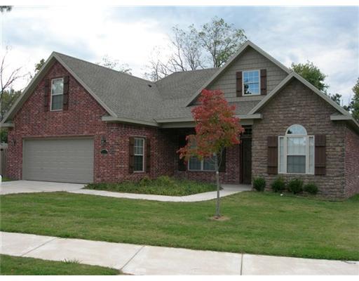 1406 S 14th Pl in Rogers, AR - Building Photo