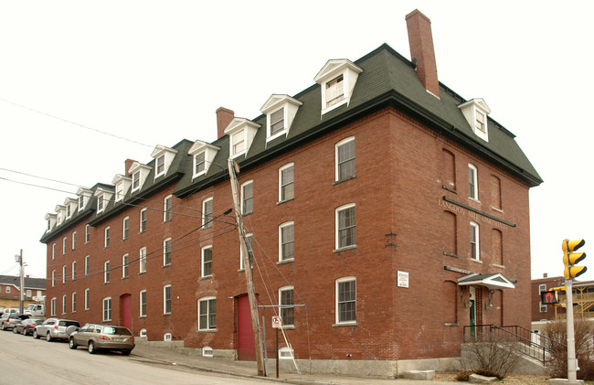 Langdon Mills Apartments in Manchester, NH - Foto de edificio - Building Photo