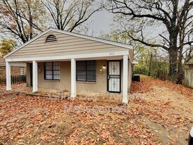 915 Pope St in Memphis, TN - Building Photo