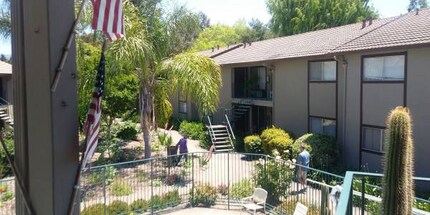 951 Copeland Creek Dr-Unit -951 Copeland Creek Dr. Unit 3 Unit 3 in Rohnert Park, CA - Building Photo - Building Photo