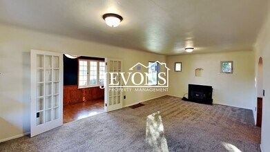 201 N 36th Ave in Yakima, WA - Building Photo - Building Photo