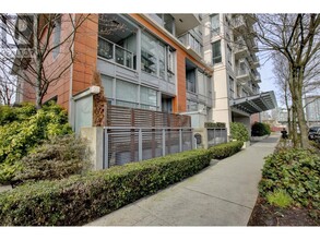 1833 Crowe St in Vancouver, BC - Building Photo - Building Photo