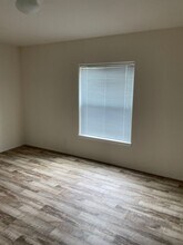 1869 Logan St in Klamath Falls, OR - Building Photo - Building Photo