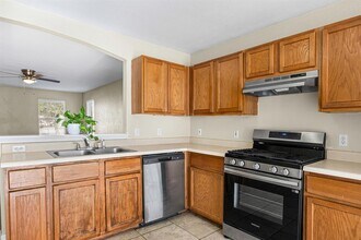 17611 Wiseman Dr in Pflugerville, TX - Building Photo - Building Photo