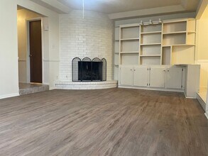 6916 Gary Ave in Lubbock, TX - Building Photo - Building Photo