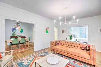 1117 Kenwood Pl in Jackson, MS - Building Photo - Building Photo