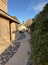 2302 La Paloma Dr in Las Cruces, NM - Building Photo - Building Photo