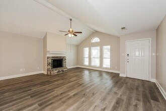 8500 Cove Meadow Ln in Fort Worth, TX - Building Photo - Building Photo
