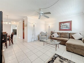 8425 112th St N in Seminole, FL - Building Photo - Building Photo