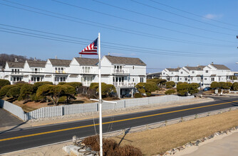 174 Ocean Ave in Sea Bright, NJ - Building Photo - Building Photo