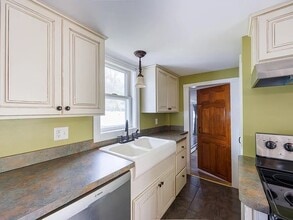 59 Middle Rd in Exeter, NH - Building Photo - Building Photo