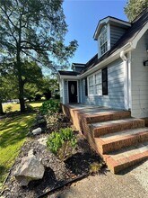 2513 Kings Pistol Ct in Grayson, GA - Foto de edificio - Building Photo