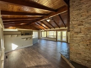 49751 Pierce Dr in Oakhurst, CA - Building Photo - Building Photo