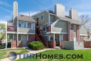 920 S Dawson Way in Aurora, CO - Building Photo