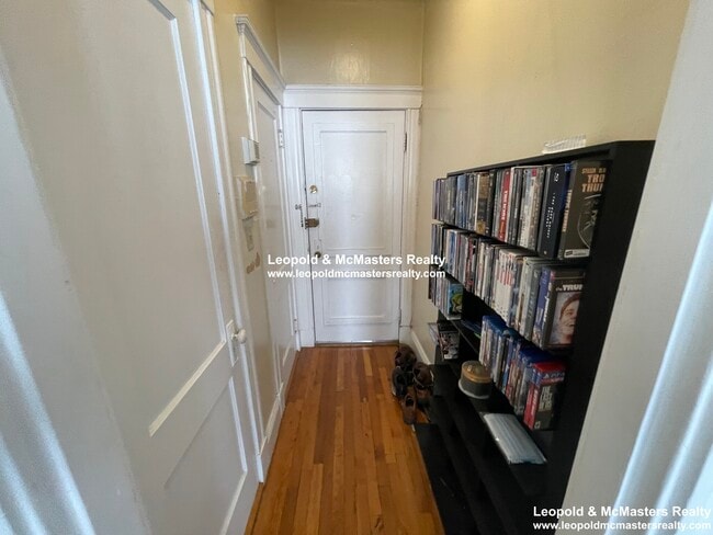 225 Kelton St, Unit 232 kelton 18