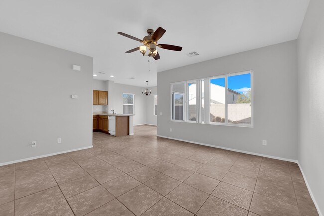 2868 Rothesay Ave in Henderson, NV - Building Photo - Building Photo