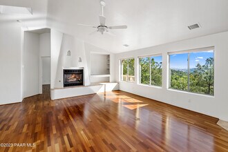 2049 Meadowbrook Rd in Prescott, AZ - Building Photo - Building Photo