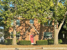 1522 Northwest Blvd, Unit C in Columbus, OH - Building Photo