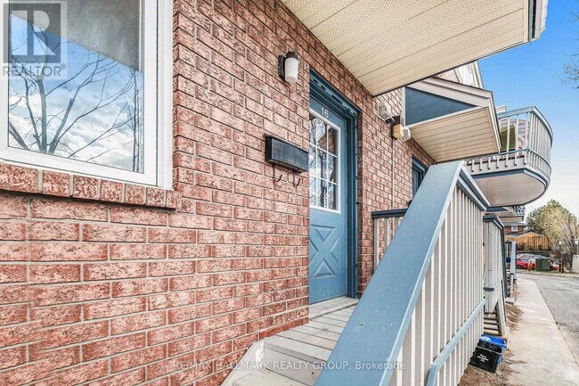 1204 Shillington Ave in Ottawa, ON - Building Photo - Building Photo