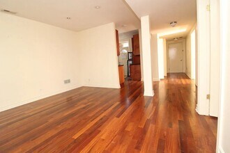 4349 N Sawyer Ave in Chicago, IL - Building Photo - Building Photo
