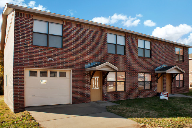 Porter Place Townhomes in Fayetteville, AR - Foto de edificio - Building Photo