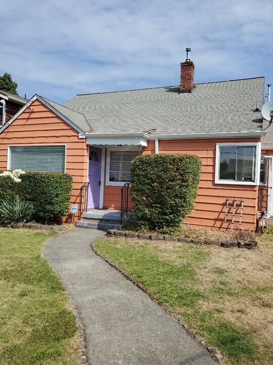 3721 N 15th St in Tacoma, WA - Building Photo