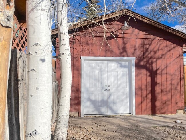 700 W Ruby Ave, Unit C