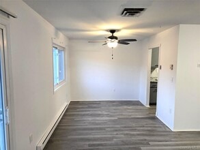 110 Sterling St in Beacon, NY - Building Photo - Building Photo