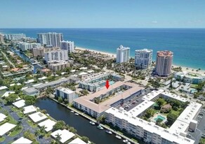 1461 S Ocean Blvd, Unit 321 in Pompano Beach, FL - Building Photo