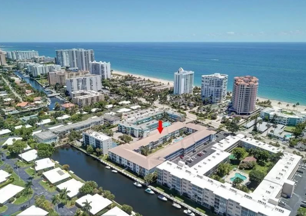 1461 S Ocean Blvd, Unit 321 in Pompano Beach, FL - Foto de edificio