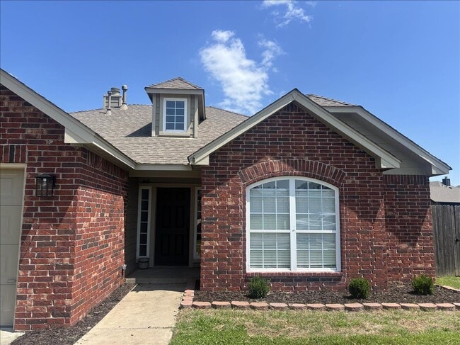 201 W 53rd St in Sand Springs, OK - Building Photo - Building Photo