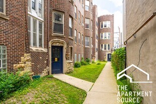 2023 N Humboldt Blvd, Unit G in Chicago, IL - Building Photo