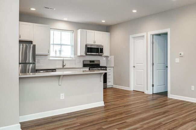 1605 Elmwood Ave in Columbus, OH - Building Photo - Building Photo