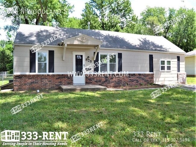 property at 828 N Woodland St