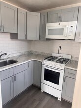 2301 Haverford Rd in Ardmore, PA - Building Photo - Building Photo