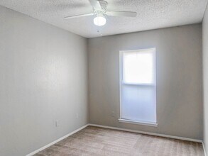 6415 27th St in Lubbock, TX - Building Photo - Building Photo