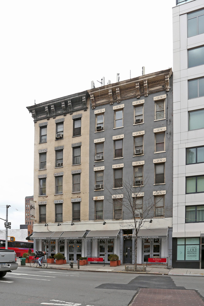 509 9th Ave in New York, NY - Building Photo - Building Photo