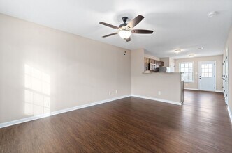 1476 Amberjack Ct in Clarksville, TN - Building Photo - Building Photo