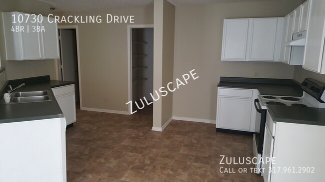 10730 Crackling Dr in Indianapolis, IN - Building Photo - Building Photo