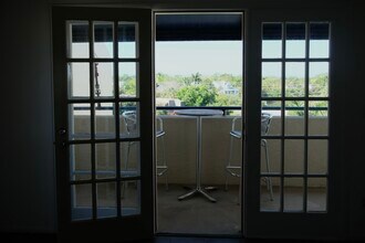 835 S Osprey Ave, Unit 411 in Sarasota, FL - Building Photo - Building Photo