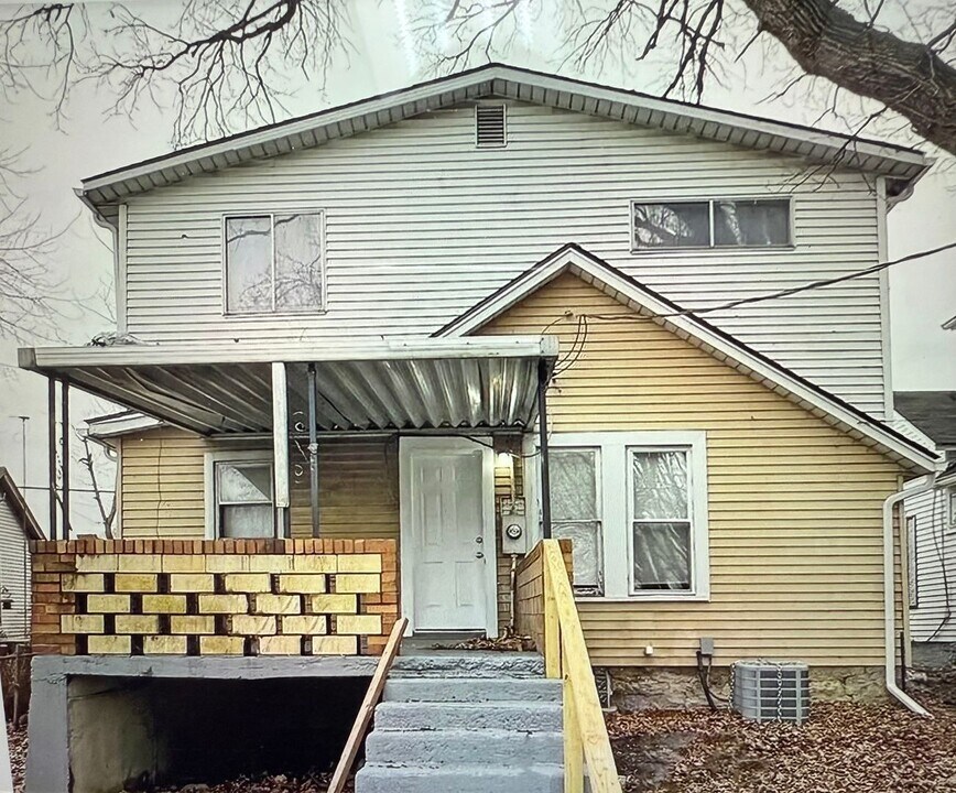 294 Cincinnati Ave in Xenia, OH - Building Photo