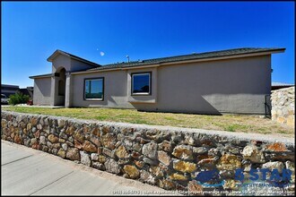 14945 Tierra Escape Ave in El Paso, TX - Building Photo - Building Photo
