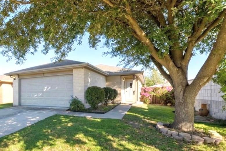 12401 Drummond Dr in Austin, TX - Building Photo