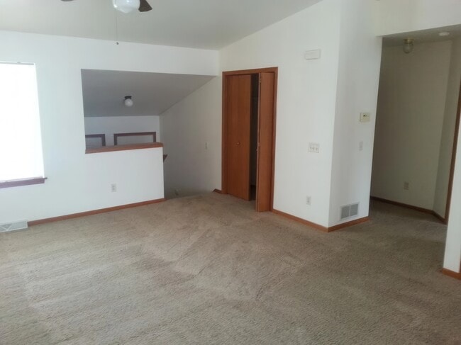 7823 Clinton Rd in Morrisonville, WI - Building Photo - Building Photo