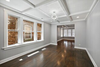 1127 S Mason Ave-Unit -1 in Chicago, IL - Building Photo - Building Photo