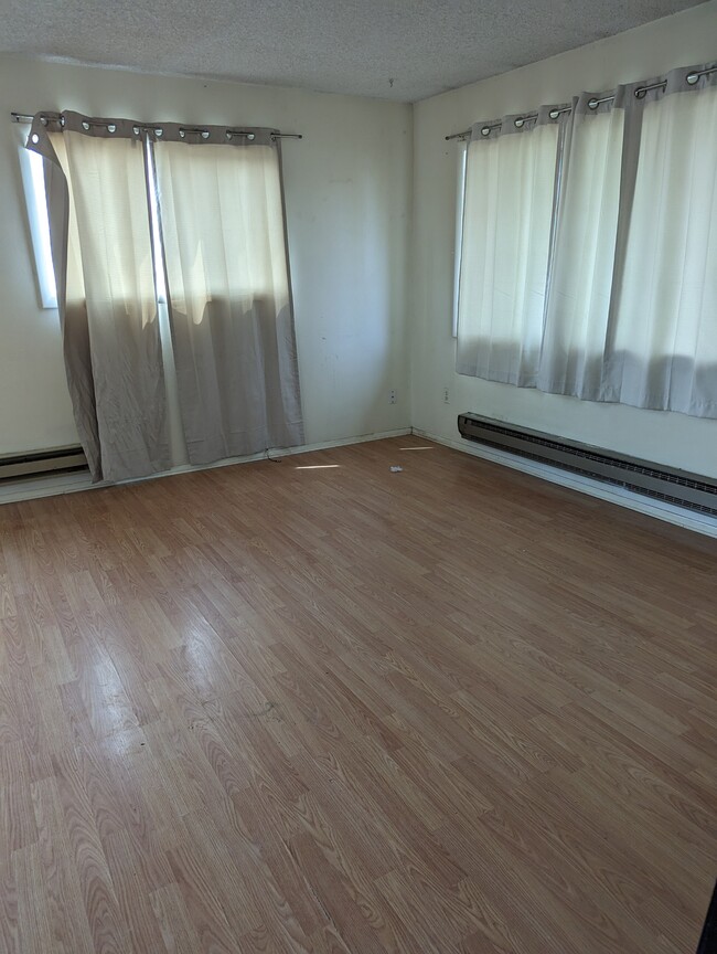 property at 1672 W Wyoming Ave