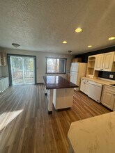 1515-1517 W 47th Ave in Anchorage, AK - Building Photo - Building Photo