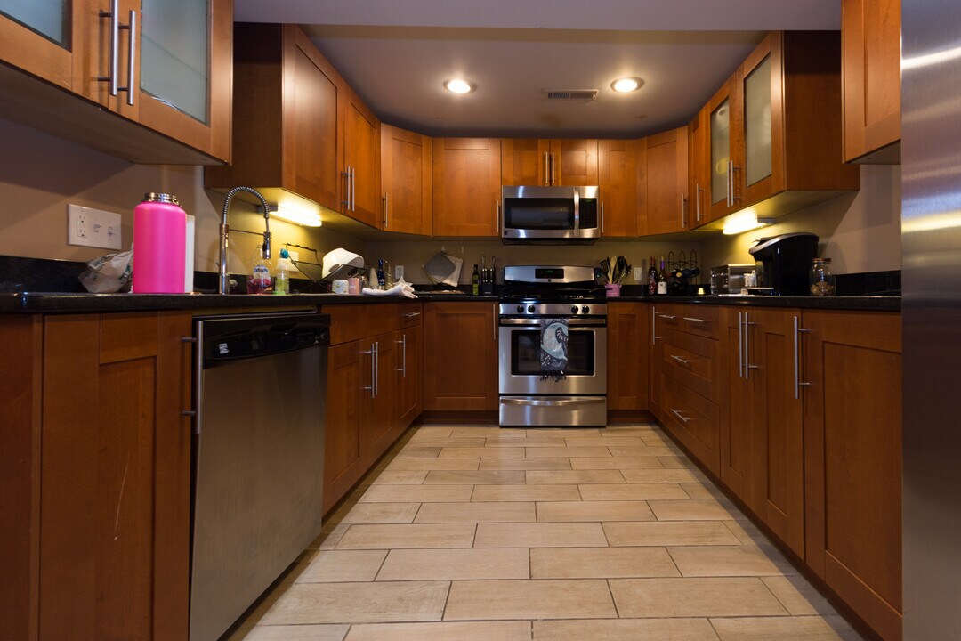 19 St Lukes Rd, Unit B in Boston, MA - Building Photo